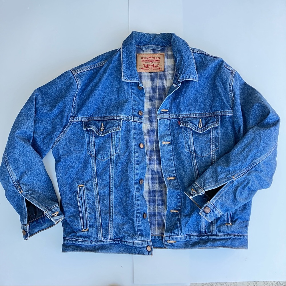 Vintage Levi Flannel Lined Denim Trucker Jacket - Size L